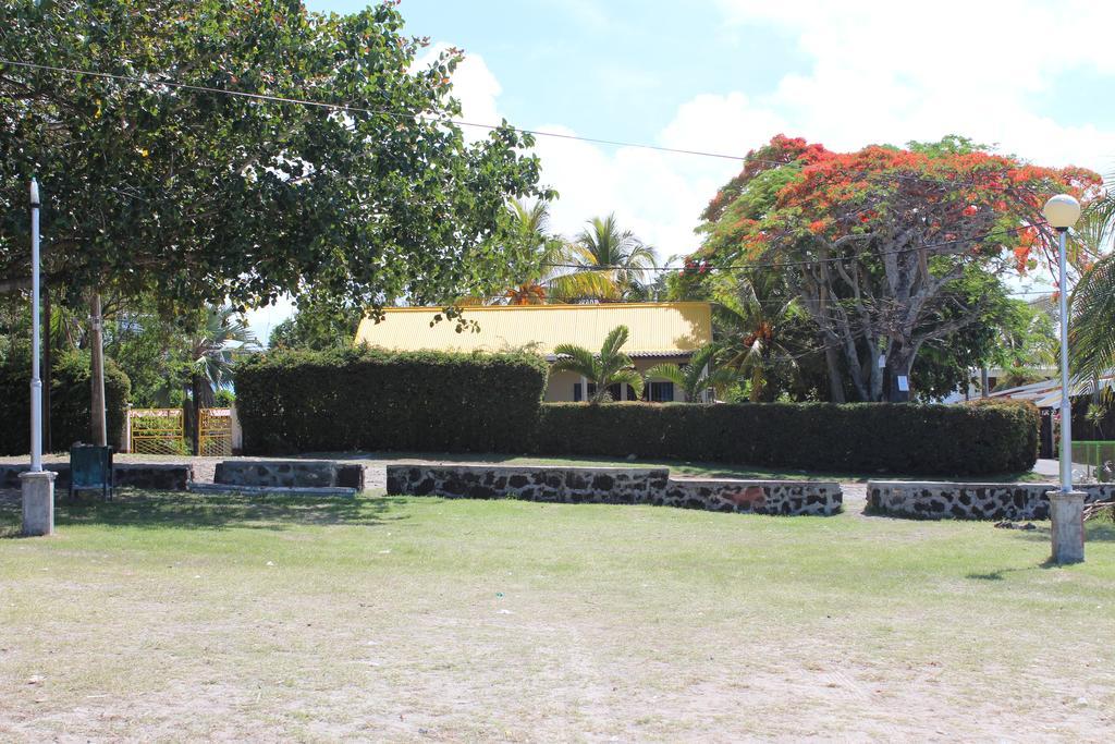 Whynot Mauritius Apartment Grande Gaube Exterior photo