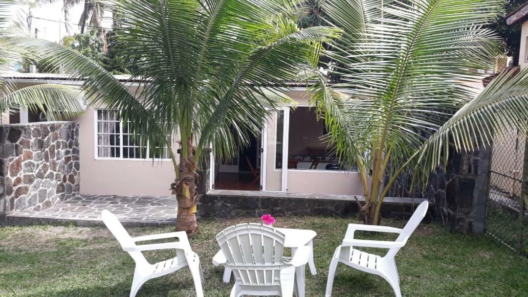 Whynot Mauritius Apartment Grande Gaube Exterior photo